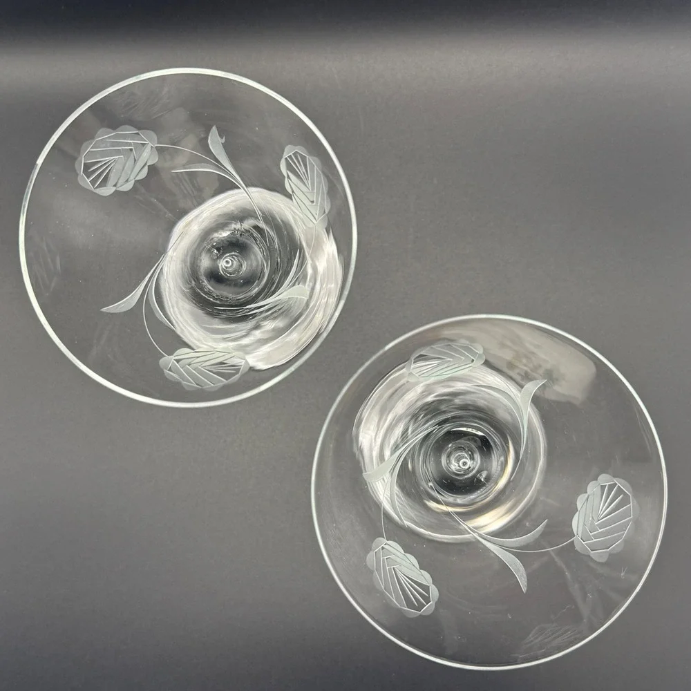 Vintage‎ Set 2 Etched Floral Martini Glasses Clear Glass Frosted Flower Stemware